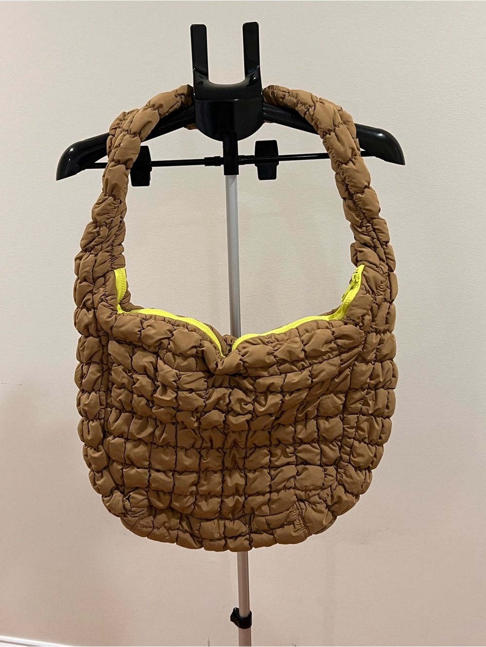 Urban Outfitter Quilted Bubble Shoulder Bag in Tan - Picture 2 of 2